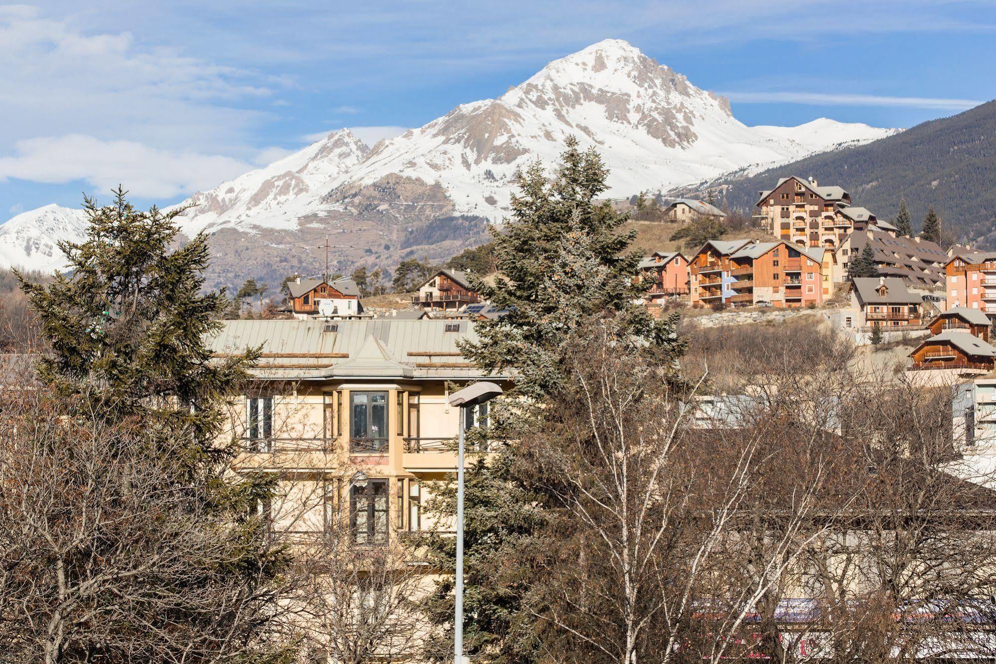 Hôtel Vauban Briançon Serre Chevalier Buitenkant foto